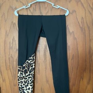 SHEIN leggings size 11-12 Y